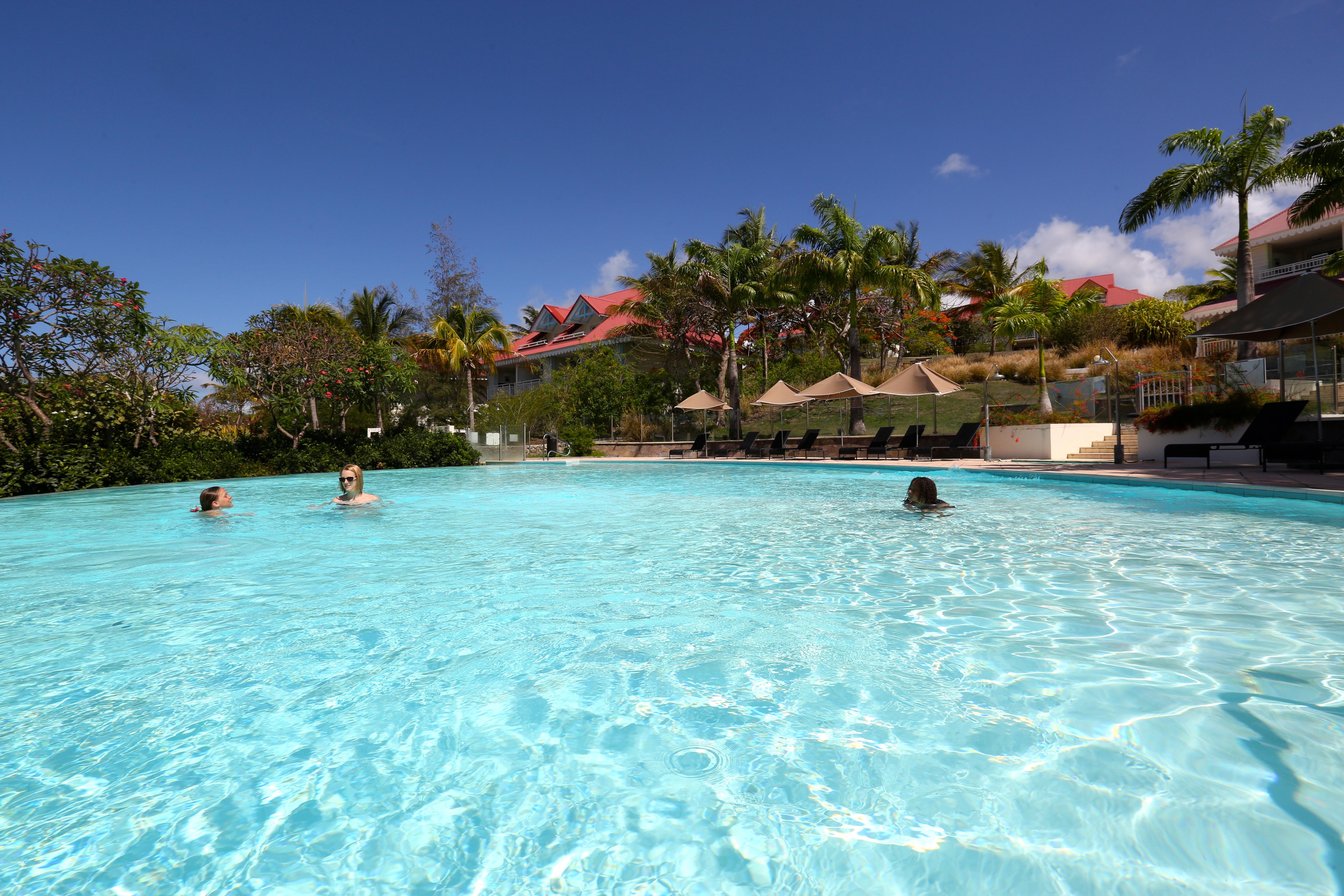 Residence Pierre & Vacances Premium Les Tamarins サンタンヌ エクステリア 写真