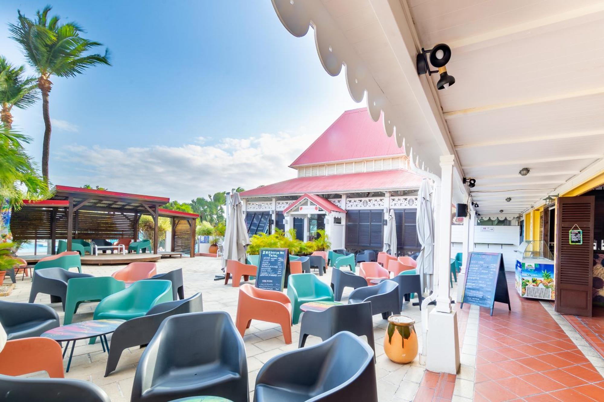 Residence Pierre & Vacances Premium Les Tamarins サンタンヌ エクステリア 写真