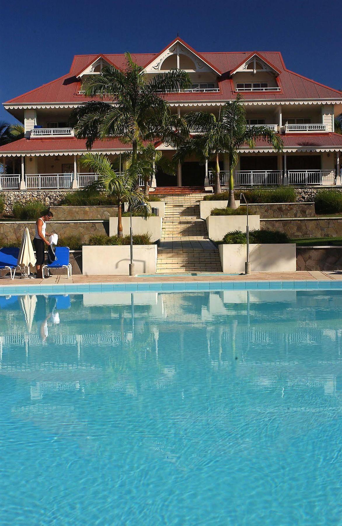 Residence Pierre & Vacances Premium Les Tamarins サンタンヌ エクステリア 写真