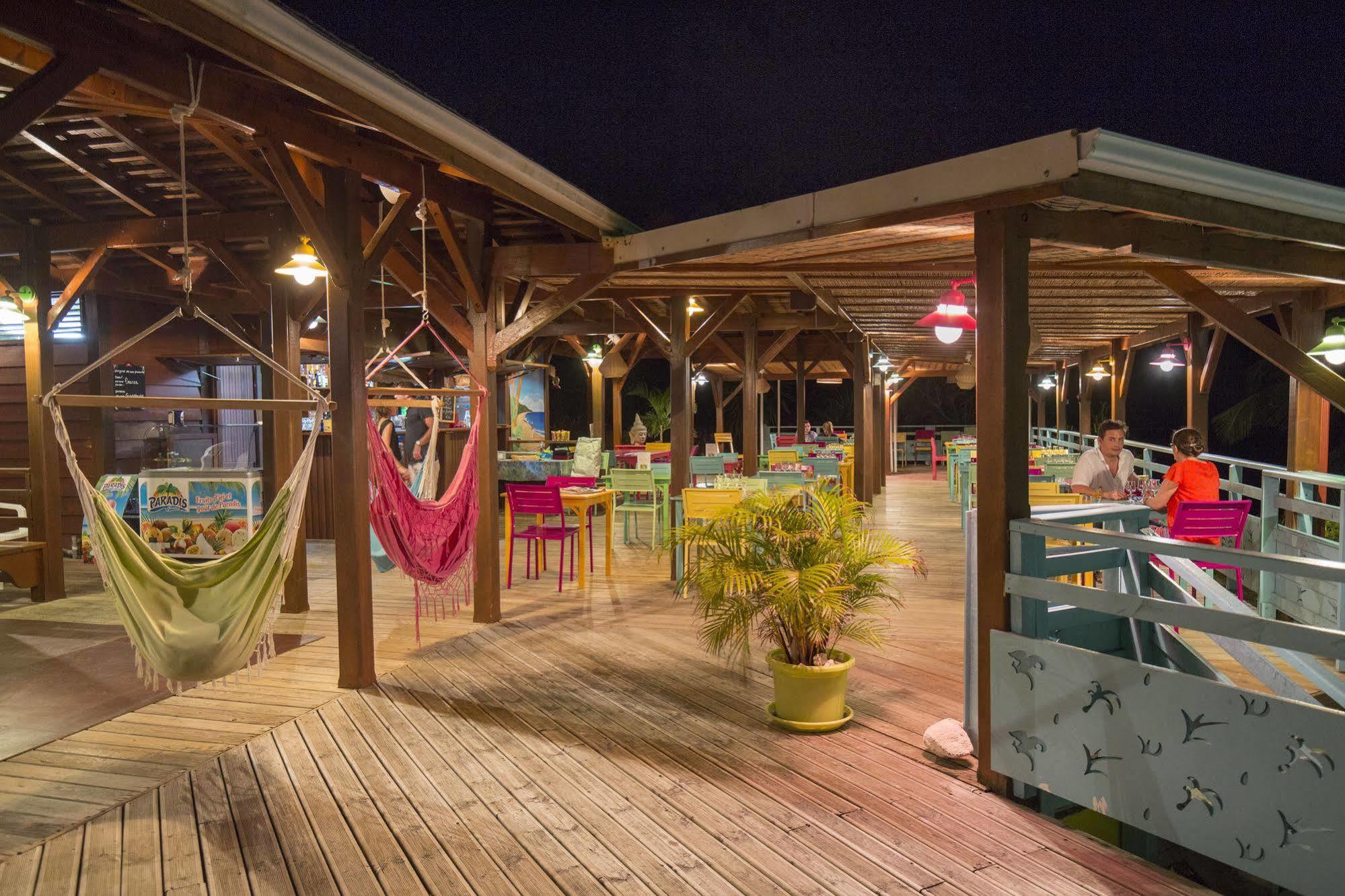 Residence Pierre & Vacances Premium Les Tamarins サンタンヌ エクステリア 写真